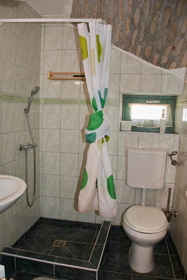 Egkoris Vendeghaz Otel Bakonyszucs Dış mekan fotoğraf